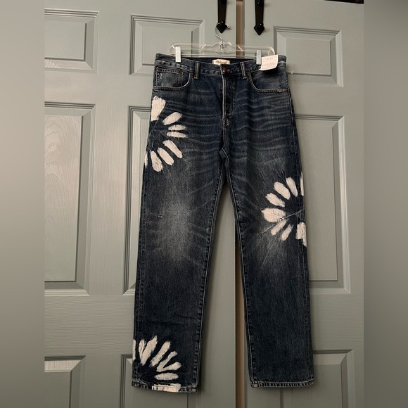 Madewell Denim - Madewell The Dean with White Floral Print.